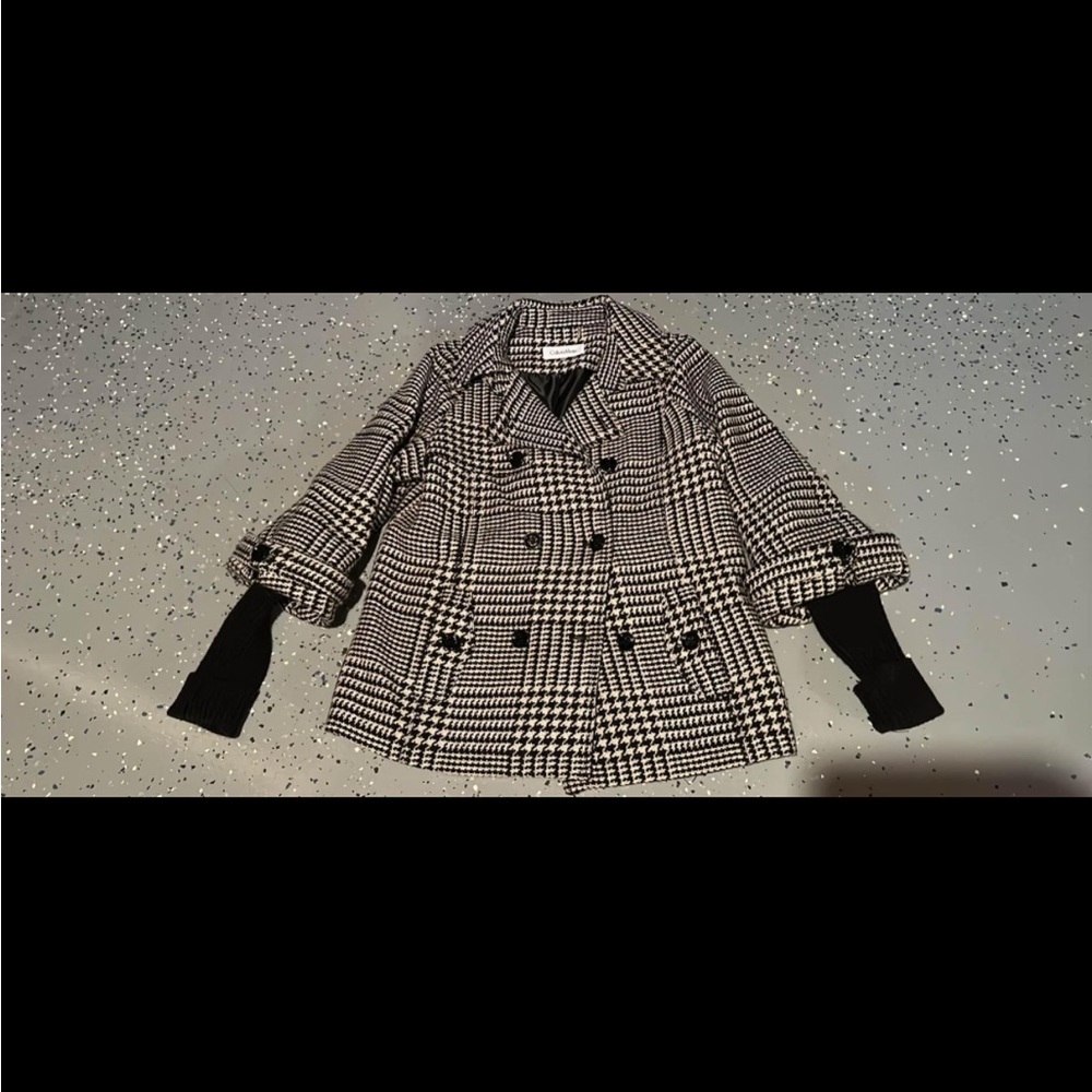 Like new womens Calvin Klein coat